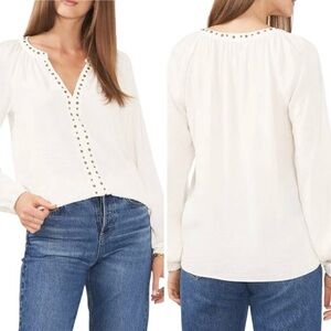 Vince Camuto‎ Ivory Long Sleeve Blouse with Studded Detail Sz L